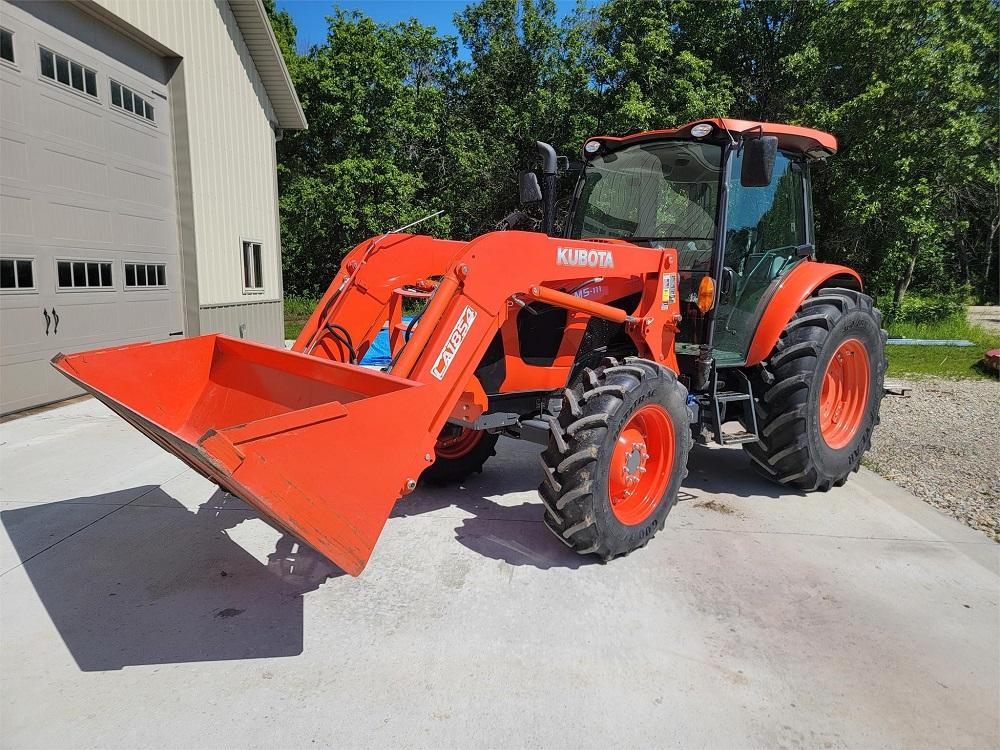 2020 KUBOTA M5-111D