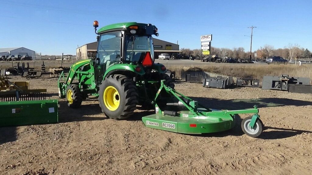 2020 JOHN DEERE 3046R Package Deal