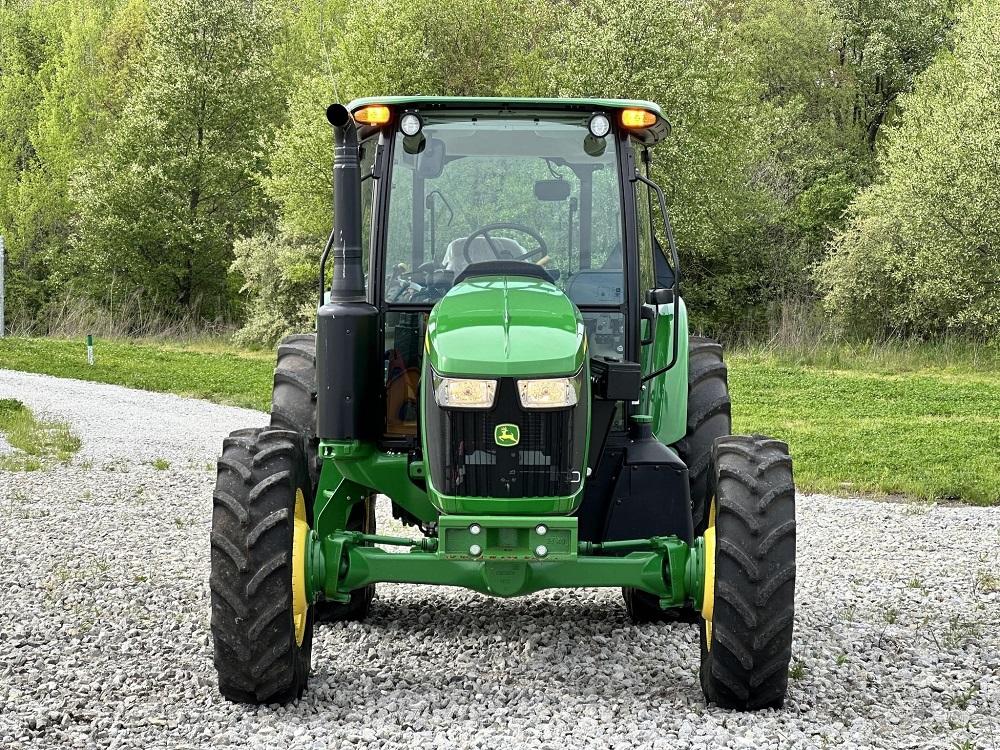 2018 JOHN DEERE 5100M