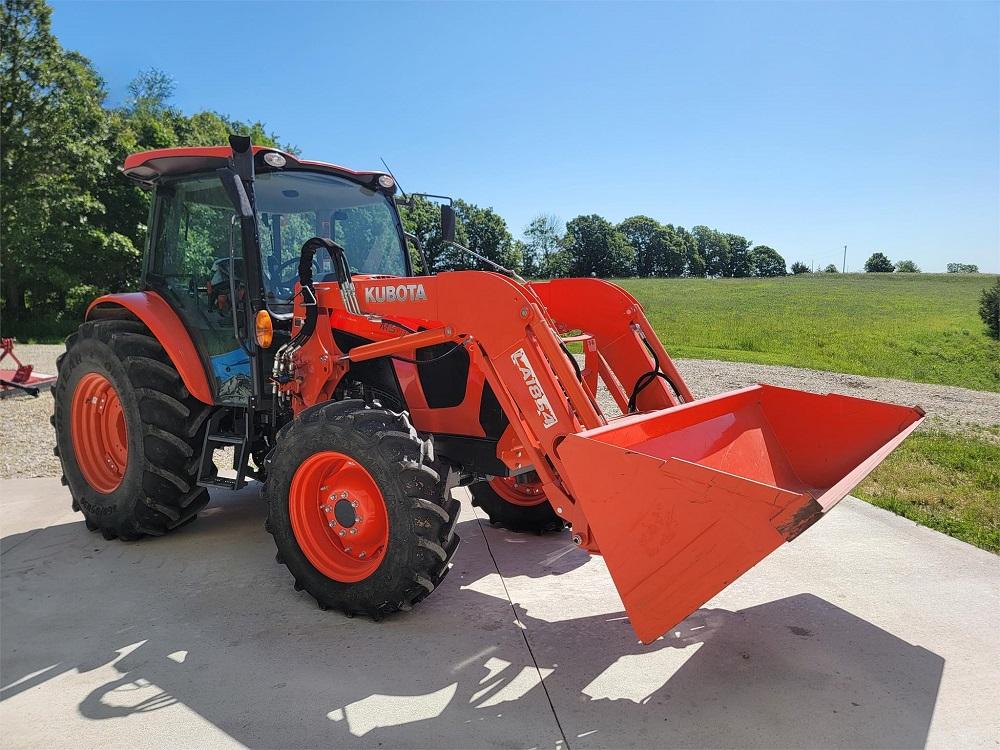 2020 KUBOTA M5-111D