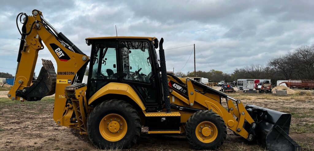 2019 Caterpillar 420F2 IT