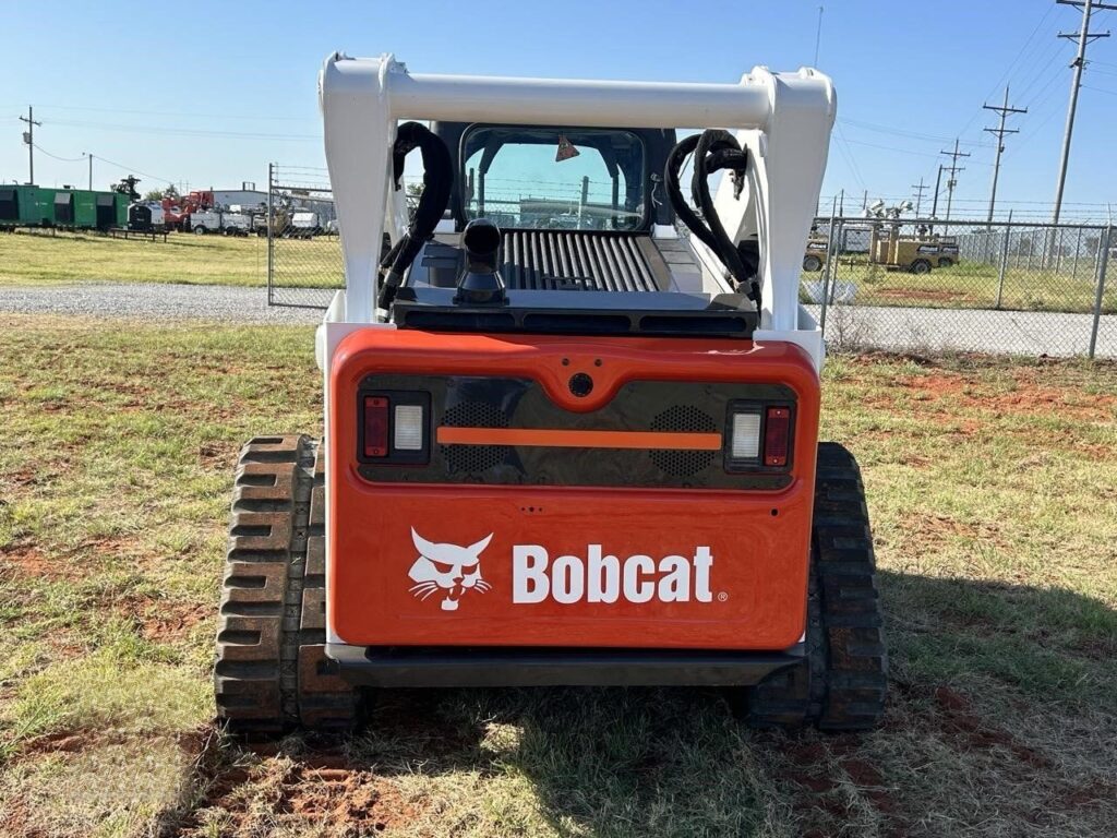 2021 BOBCAT T870