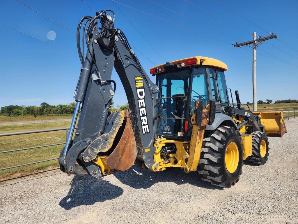 2019 John Deere 310SL