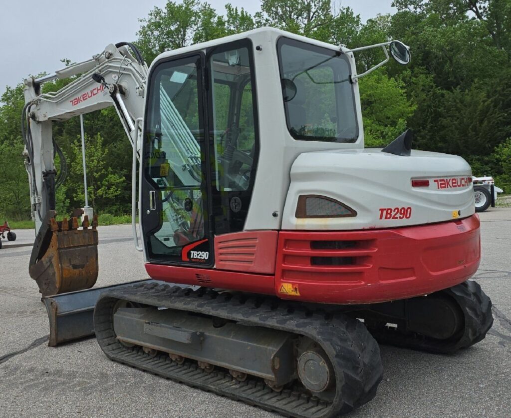 2014 Takeuchi TB290