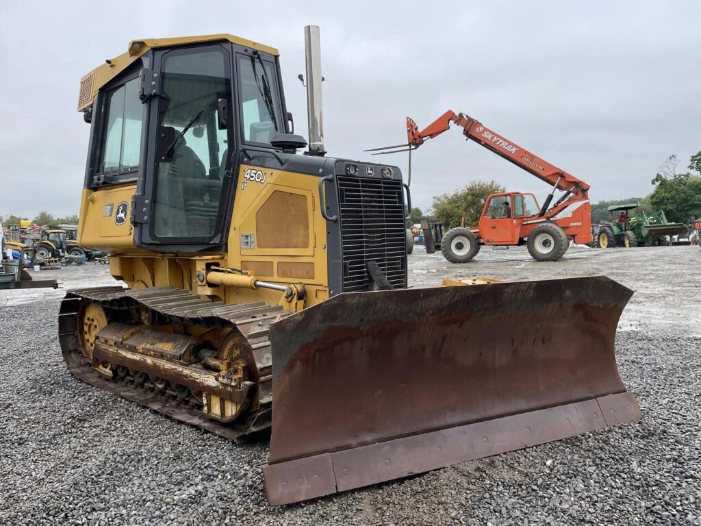 2015 DEERE 450J LT